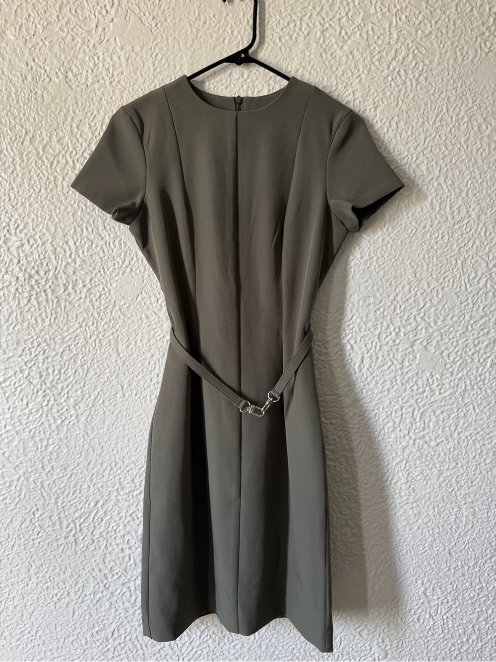 H&M olive green short-sleeve sheath dress - NWT- Size xs